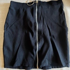 Black mini skirt with zipper